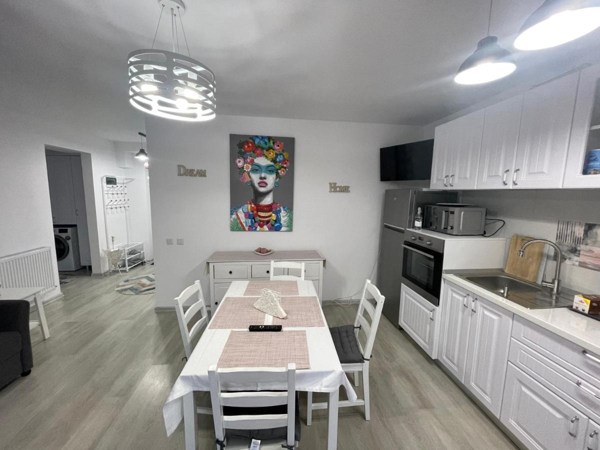 Castle Residence Apt. Eminescu Busteni Luaran gambar