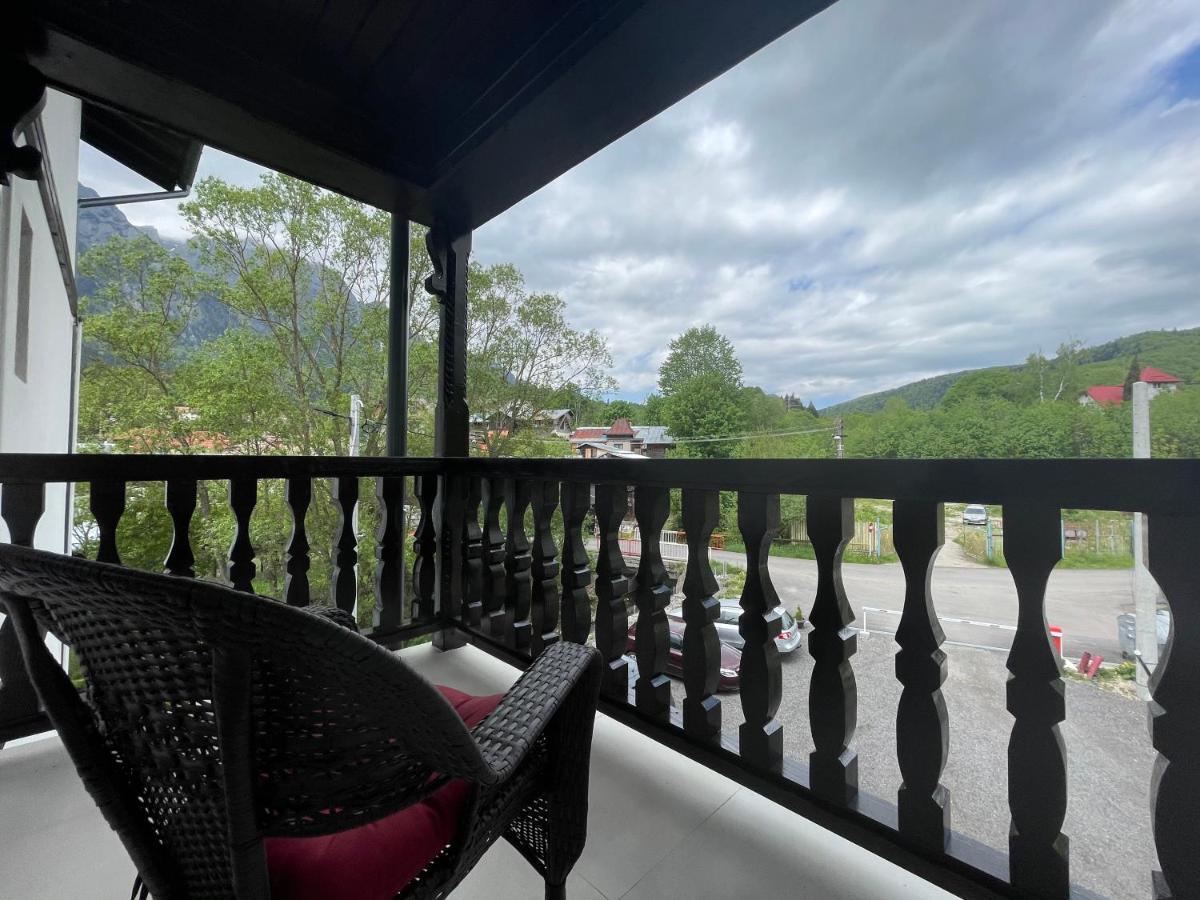 Castle Residence Apt. Eminescu Busteni Luaran gambar